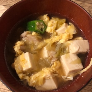 オクラと豆腐の卵スープ